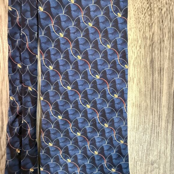 Graham & Lockwood Silk Tie London England Navy Gold Geometric Print - Picture 4 of 6